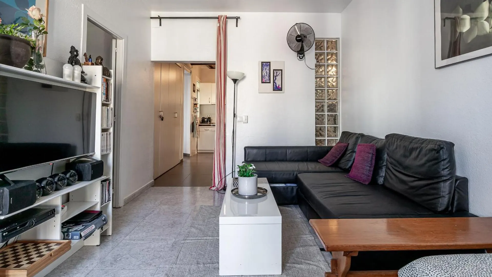 Denis Salva Montjuic Apartment Barcelona