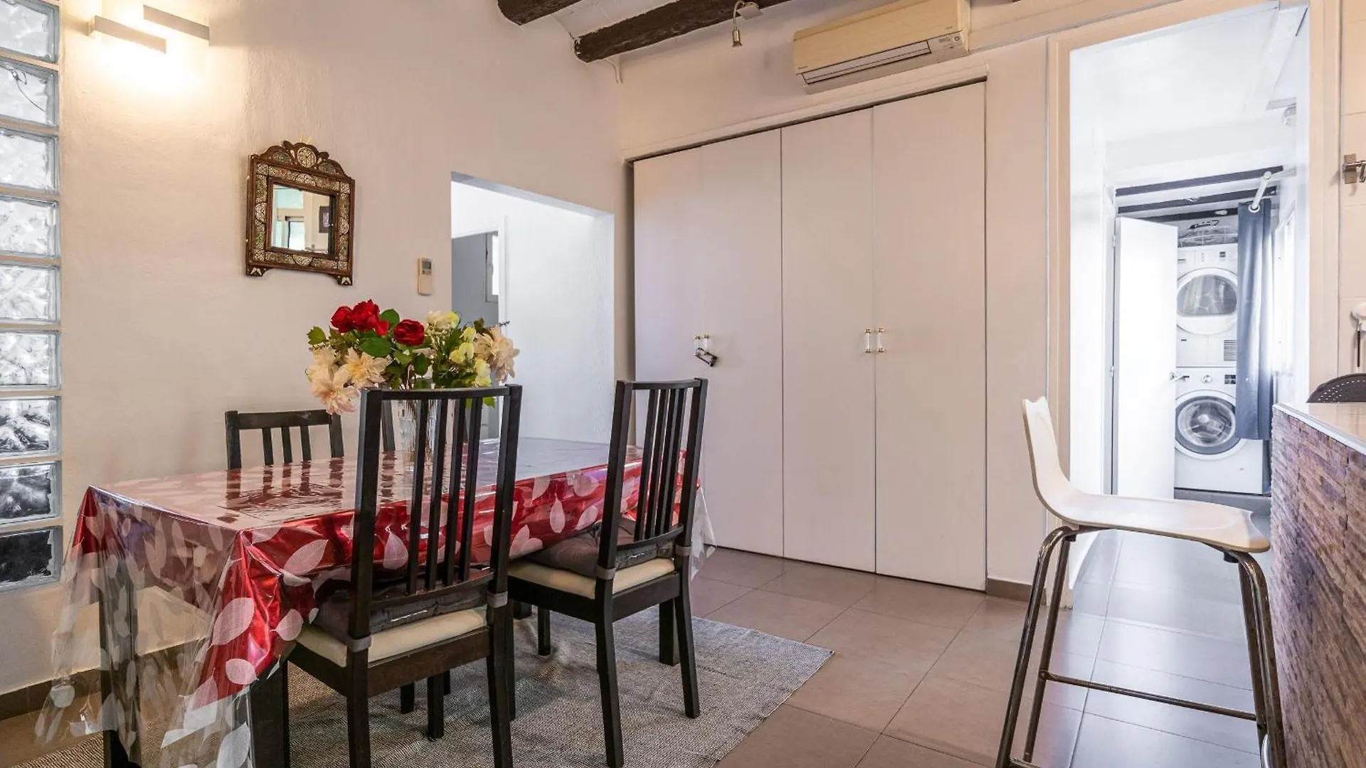 Denis Salva Montjuic Apartment Barcelona Spain